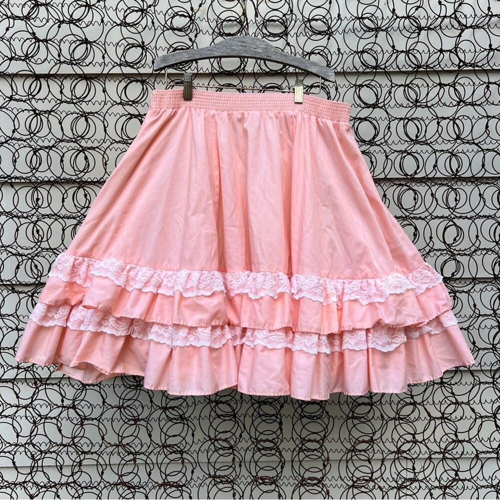 Partners Please by Malco Modes peaches and cream lace ruffle square dance skirt